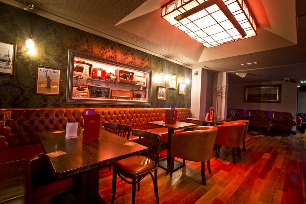 The Old Quarter Townhouse Hotel Limerick Junction Екстериор снимка